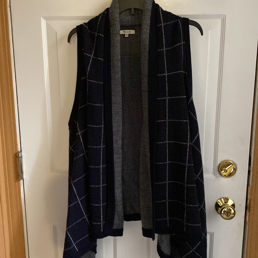 Chic & beautiful Madewell merino wool draping vest